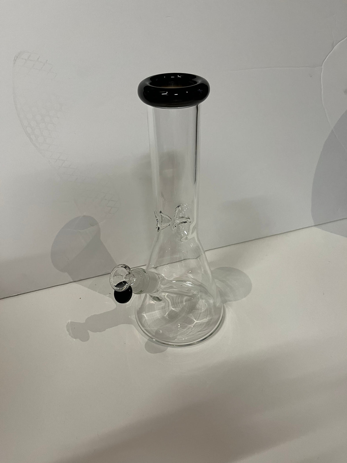 18” / 7mm - Glass Bong - "Simple & Basics"